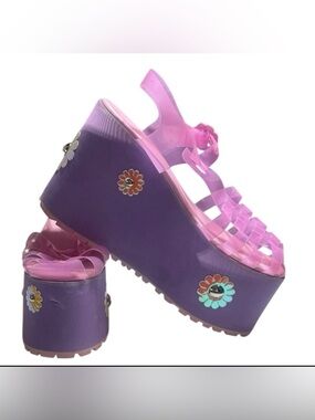 Sugar Thrillz Purple and Pink Platform Jelly Sandals with Floral Design Size 10
